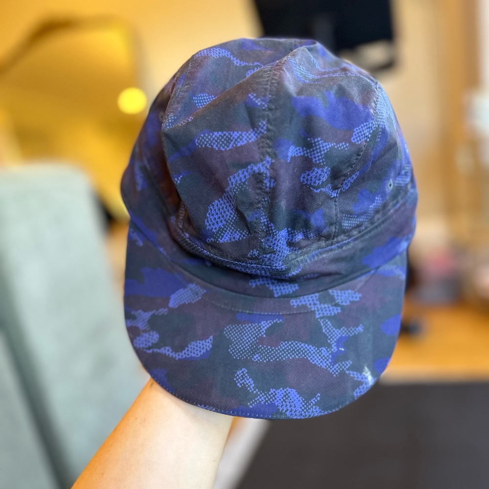 Lululemon hat